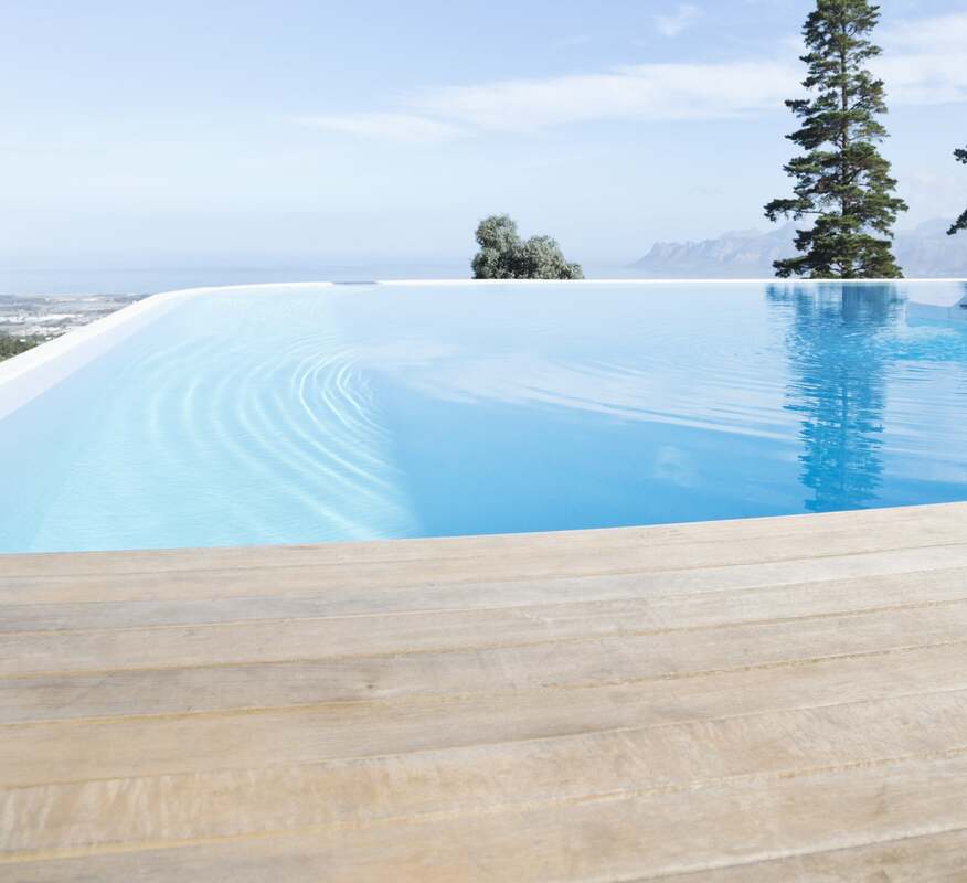 A beautiful infinity pool that was developed by our pool contractors in West Vancouver.